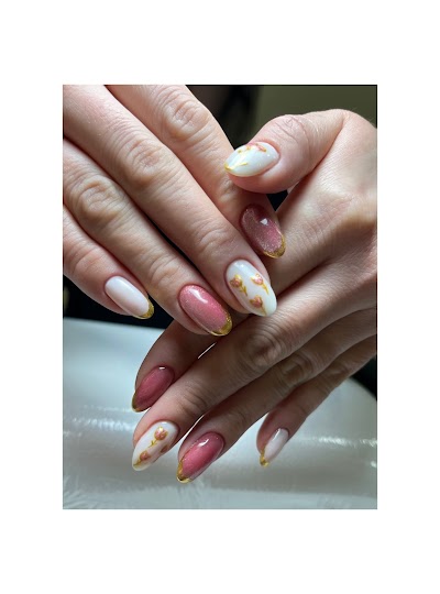 Velora Beauty Studio Ezgi Özanay — kare 3