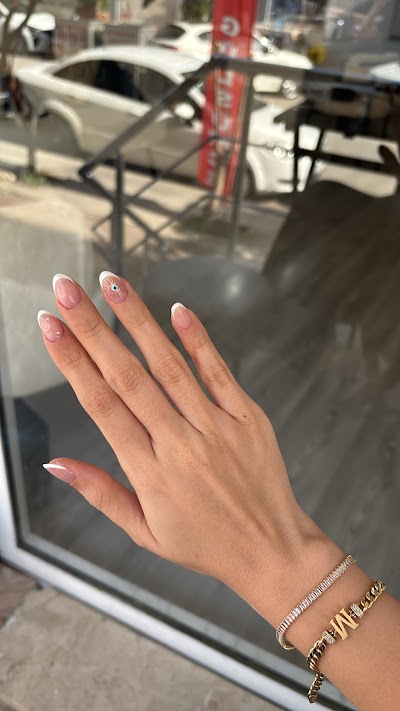 Bonita nail art — kare 5